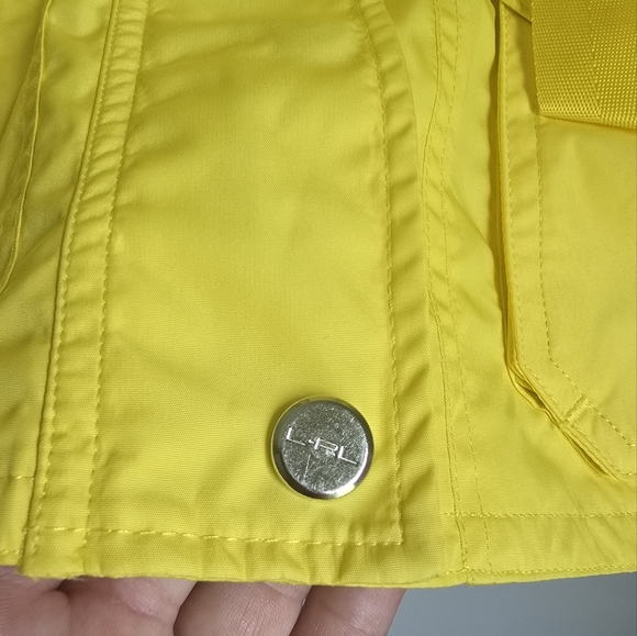 Ralph Lauren, New, Yellow Nylon Snap Zip Fron Cargo Utility Vest, Size Large - Picture 4 of 10
